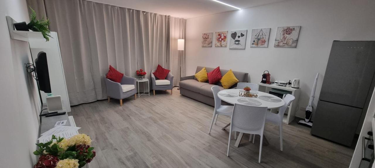Adele'S Apartment Биссоне Экстерьер фото