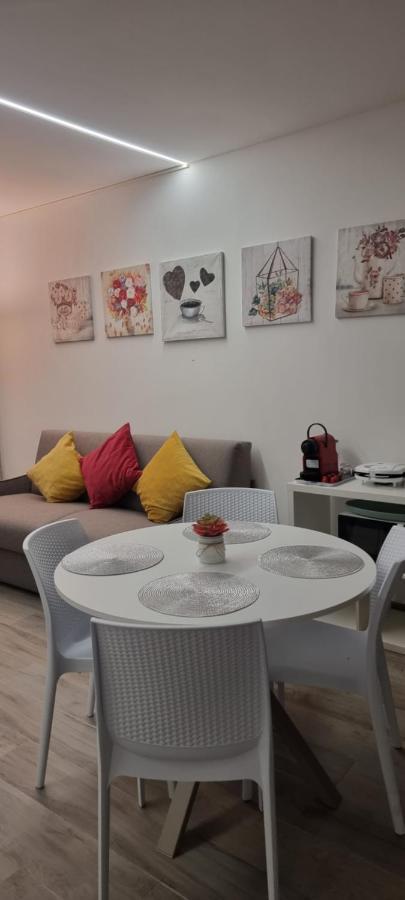 Adele'S Apartment Биссоне Экстерьер фото